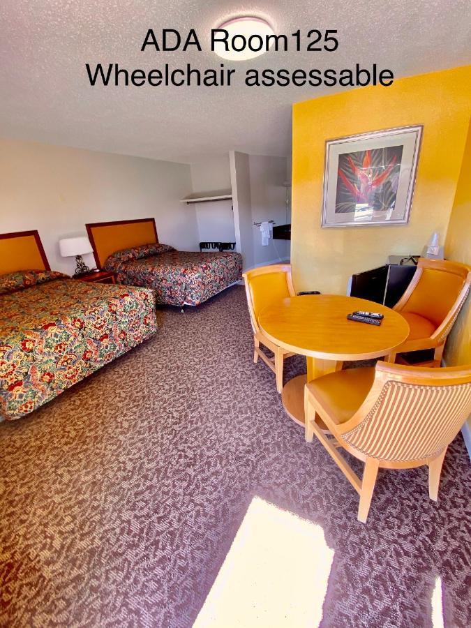 Dunes Inn Аламоса Екстериор снимка