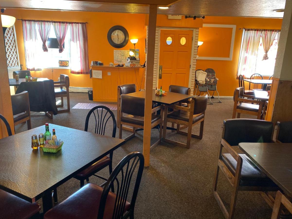 Dunes Inn Аламоса Екстериор снимка